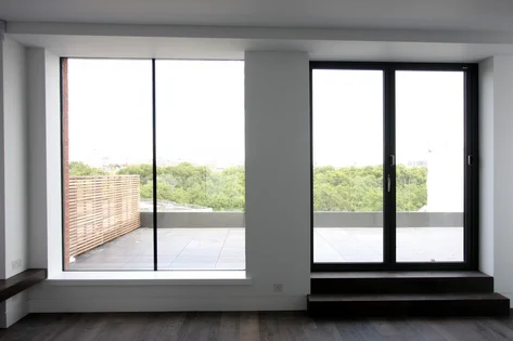 Casement door