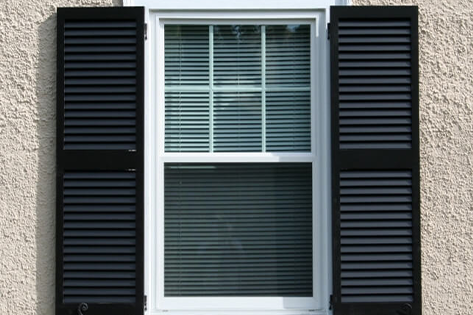 LOUVER windows