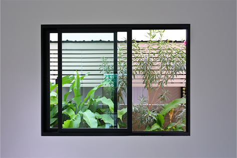 Vertical sliding windows