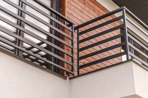 Balcony railings